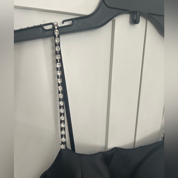 Satin jumpsuit with rhinestone straps - Picture 4 of 6